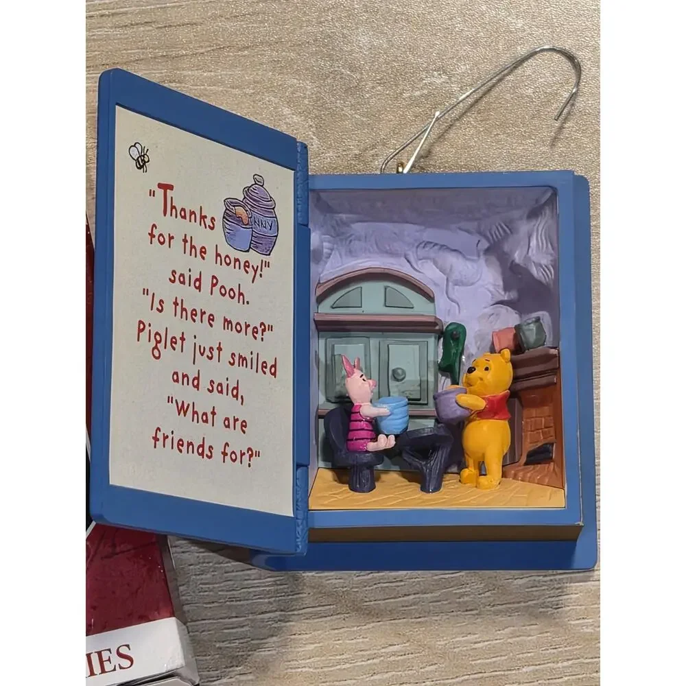 1998 Hallmark Keepsake A Visit from Piglet Disney Winnie the Pooh Ornament #1